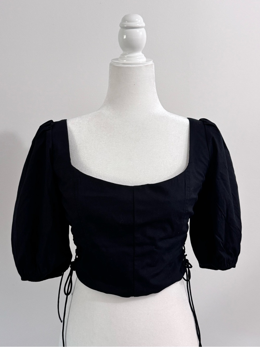 Abercrombie & Fitch Black Puff Sleeve Side Lace Up Crop Top Size M
